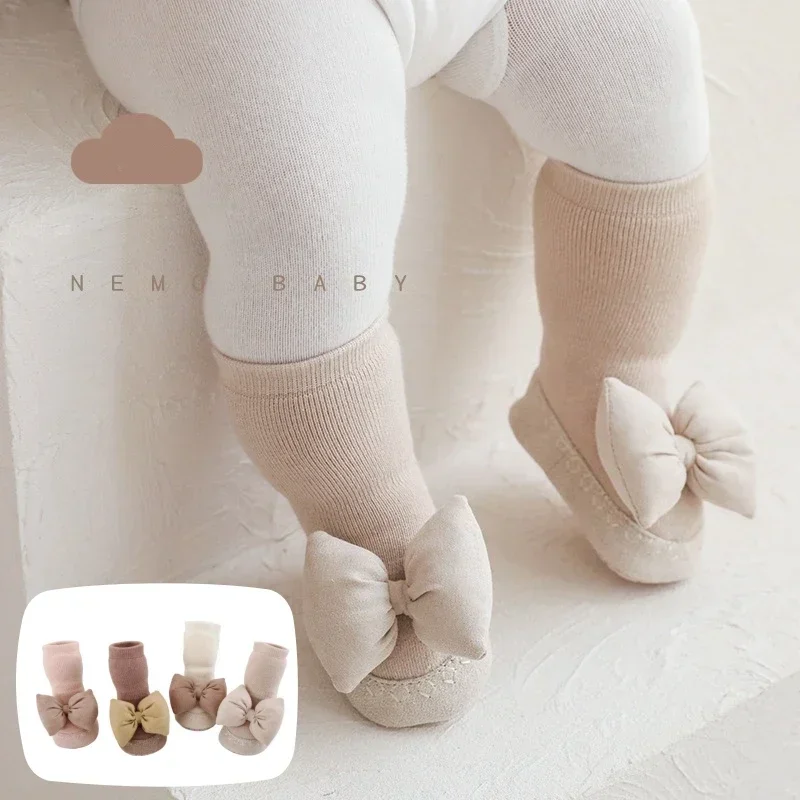 Zapatitos de calcetín antideslizantes para bebé niña - imagen 5