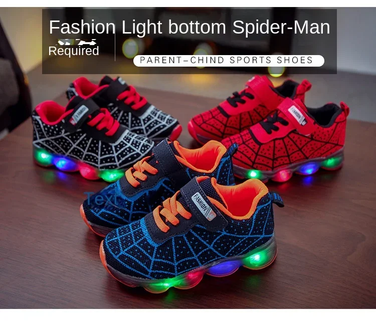 Detalle de las zapatillas deportivas infantiles