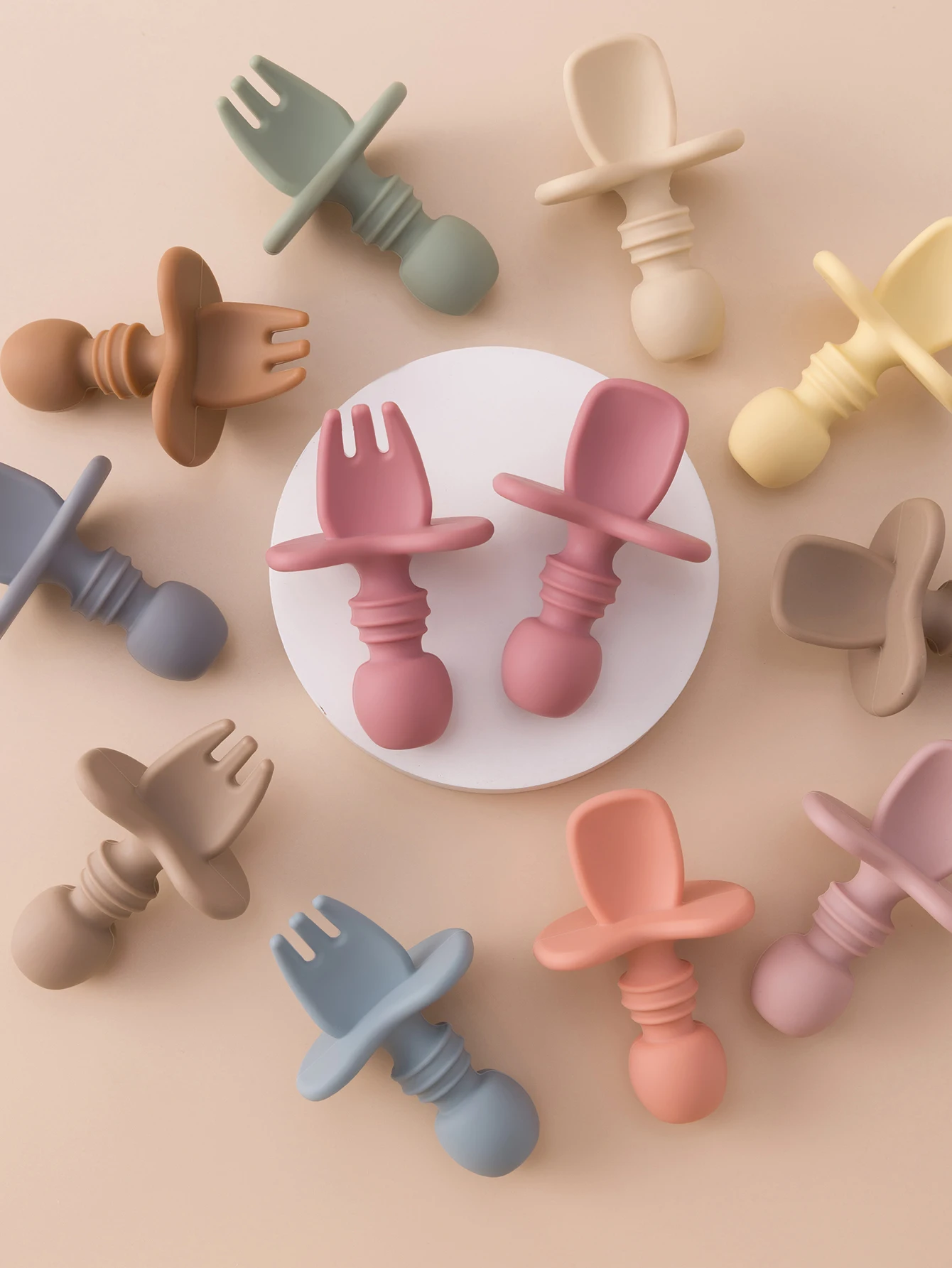 Juego de cubiertos silicona sin BPA para bebé: tenedor y cuchara - imagen 3