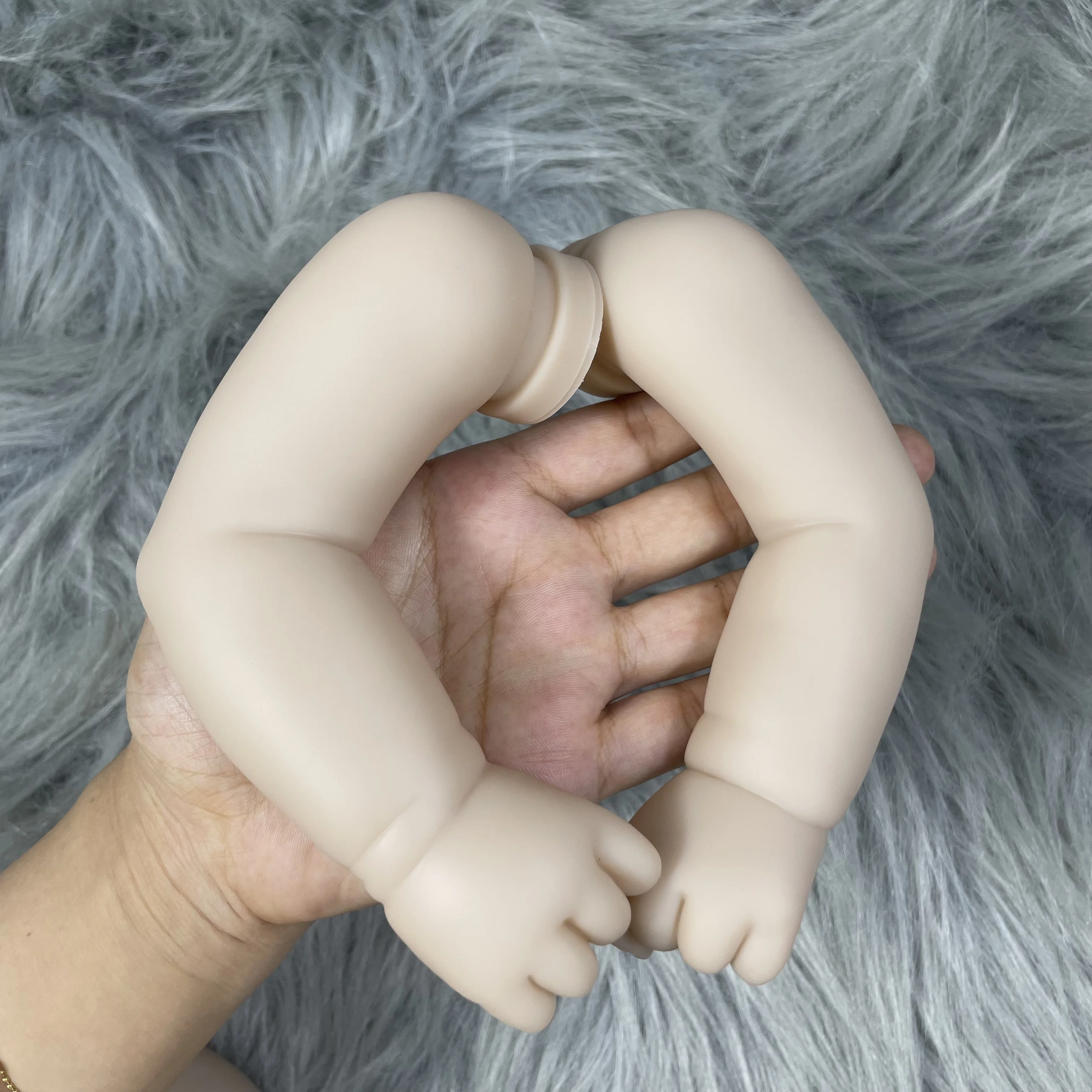 Kit de muñeca reborn MRB Juliette realista en vinilo y cuerpo textil - imagen 4