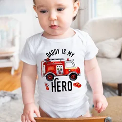 Daddy Is My Hero Body para bebé con camión bomberos dibujos animados