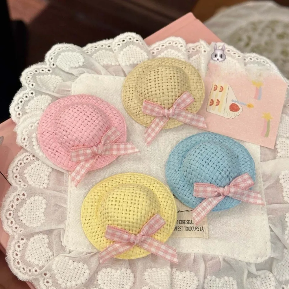 Detalle de horquillas para pelo infantil