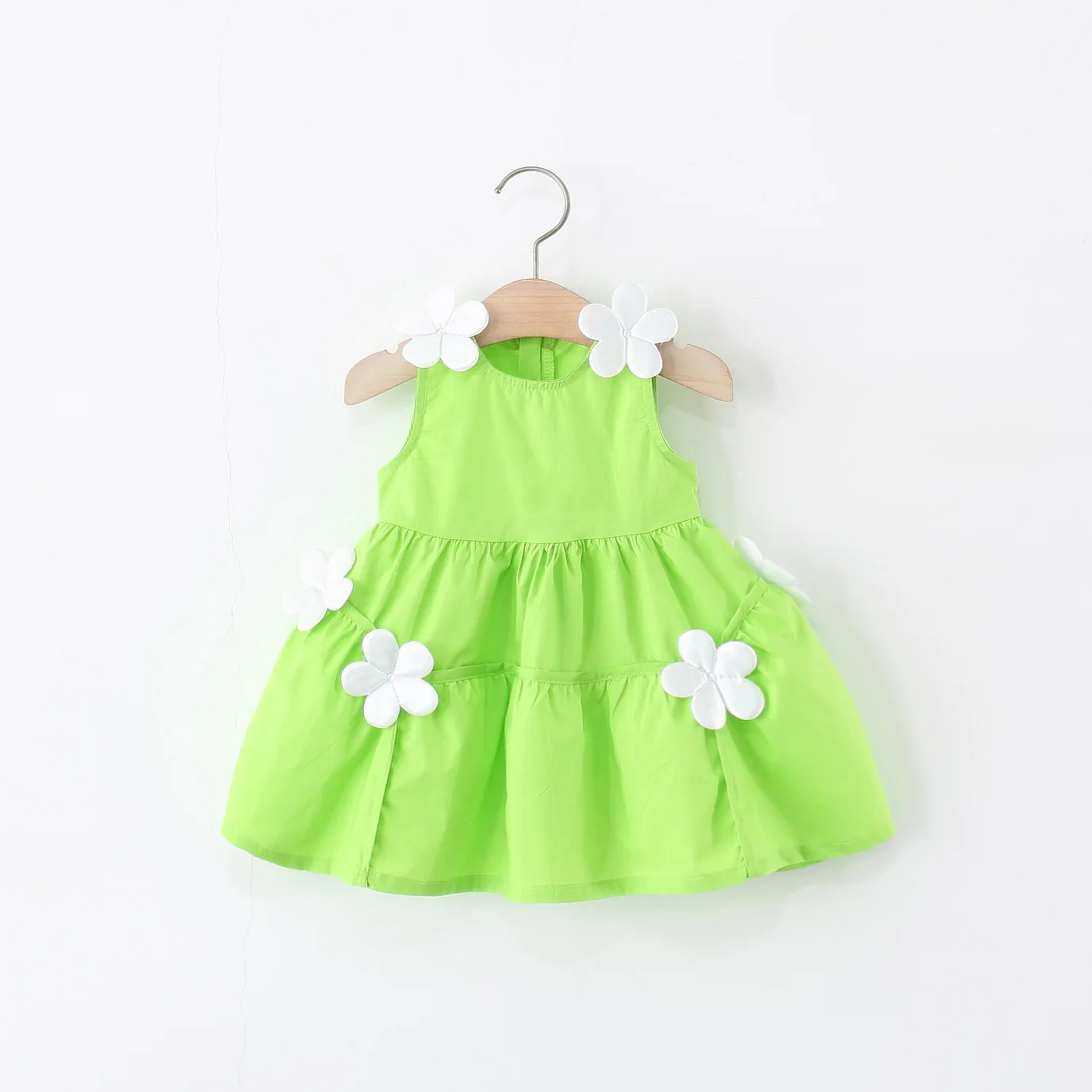 Detalle floral y estilo de moda coreana