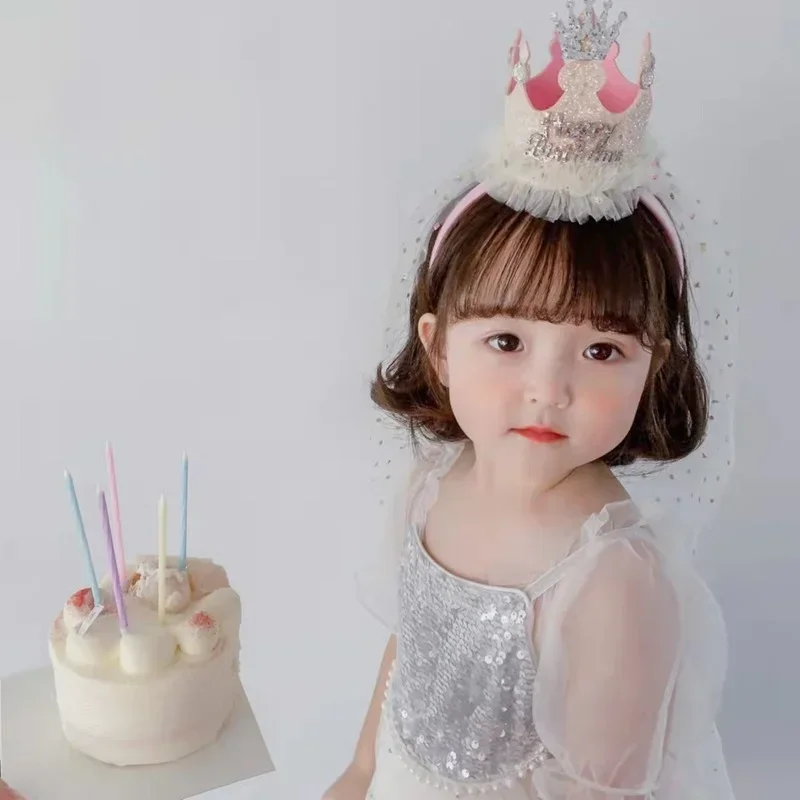 Diadema de gasa con corona cónica – Tocado Princesa con lentejuelas - imagen 2