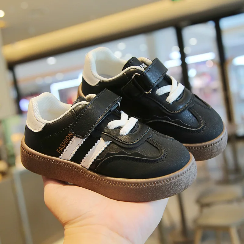 Zapatillas canvas para niño – Ligeras y elegantes estilo retro - imagen 4