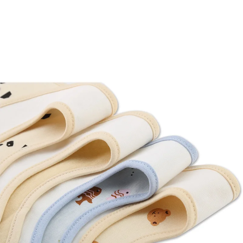 Baberos impermeables de algodón suave para bebé con estampado