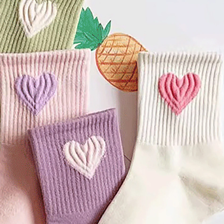 Calcetines altos de media pantorrilla para niñas con corazón - imagen 3