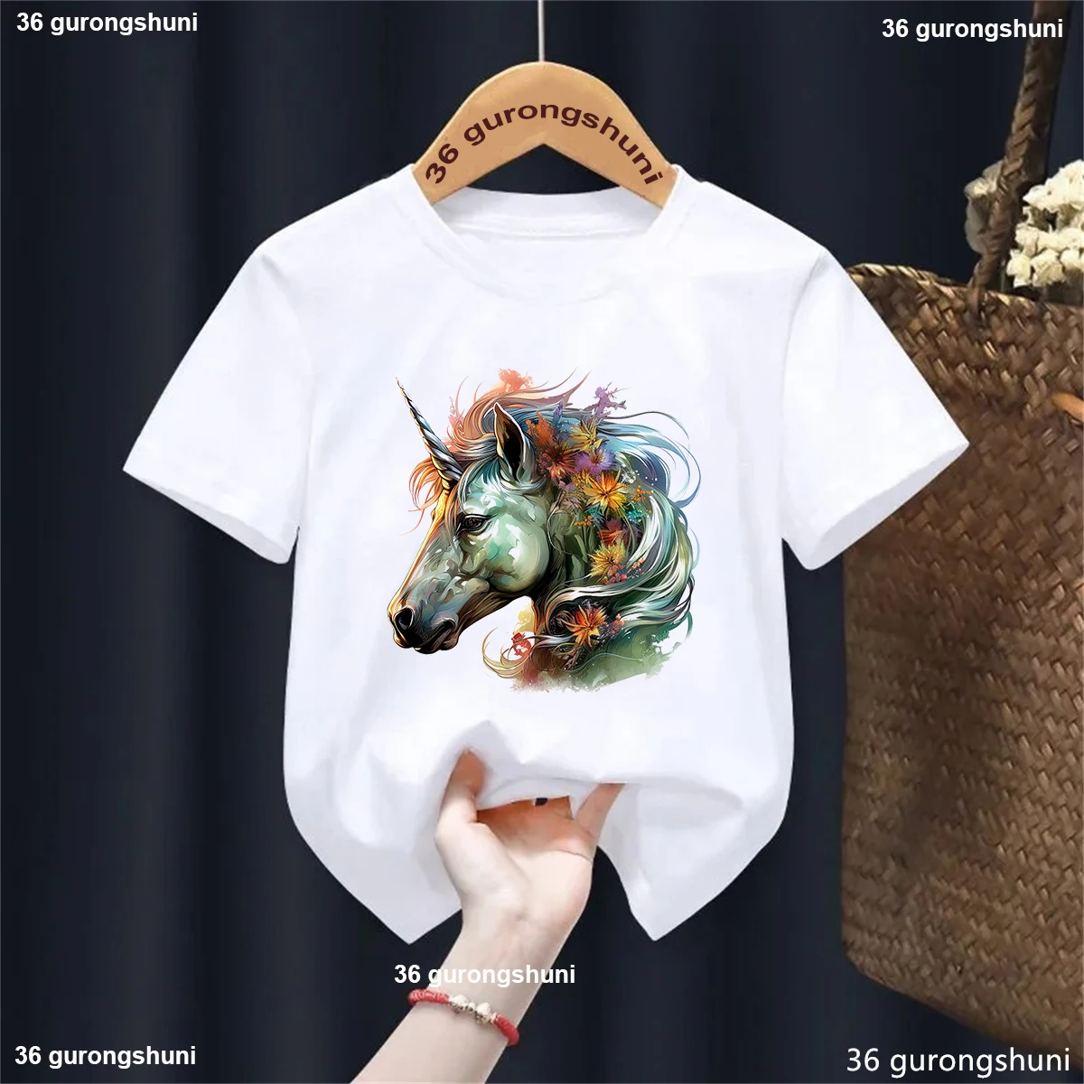 Camiseta infantil de unicornio y caballo en acuarela floral para niños - imagen 2