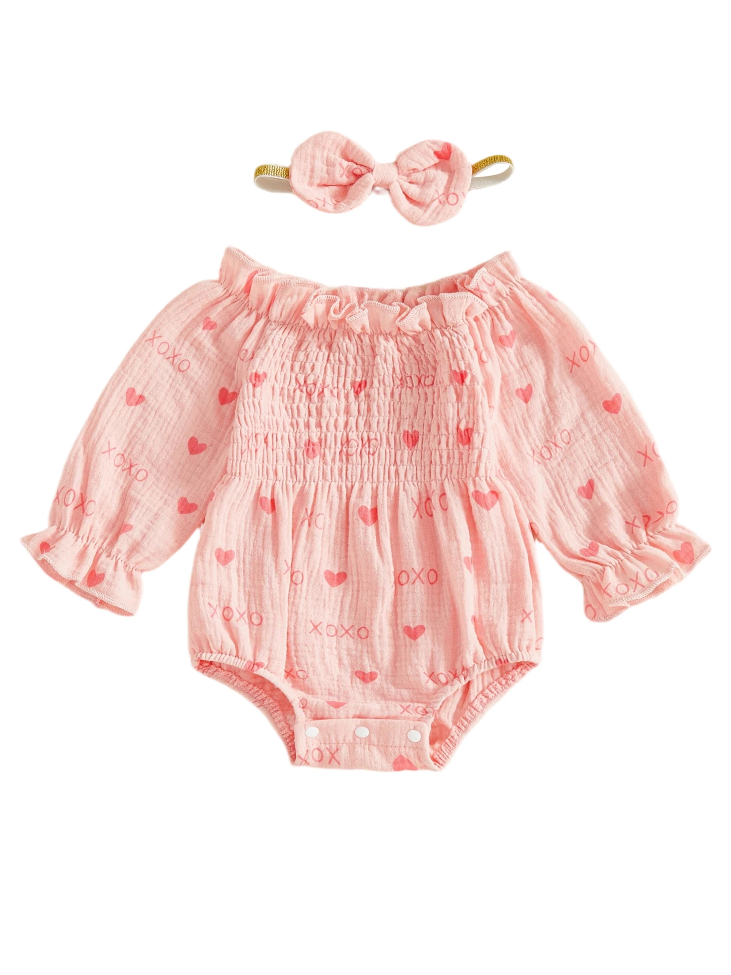 Mameluco rosa con estampado de corazón y letras