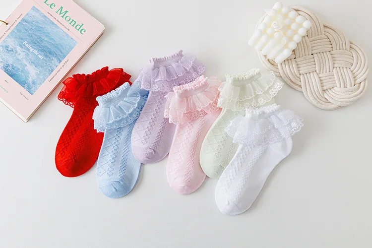 Calcetines de algodón con encaje floral para niñas