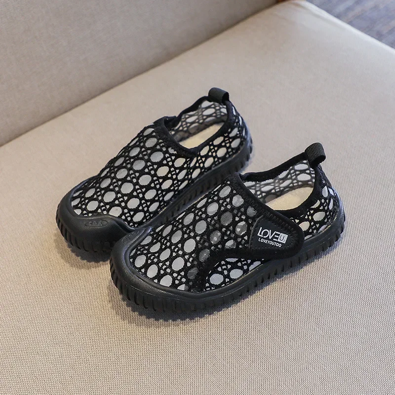 Zapatillas de bebé para verano – Malla transpirable y suela suave - imagen 2
