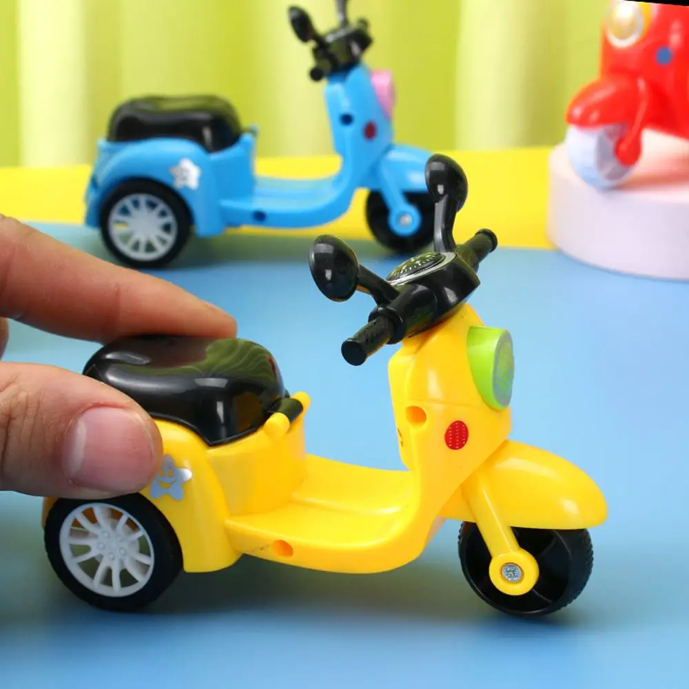 Detalle de la mini motocicleta