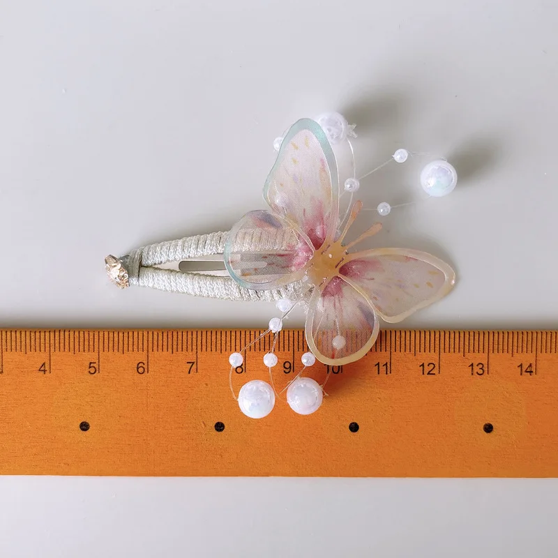 Pinzas para el cabello mariposa en relieve, versátiles y dulces niñas - imagen 4