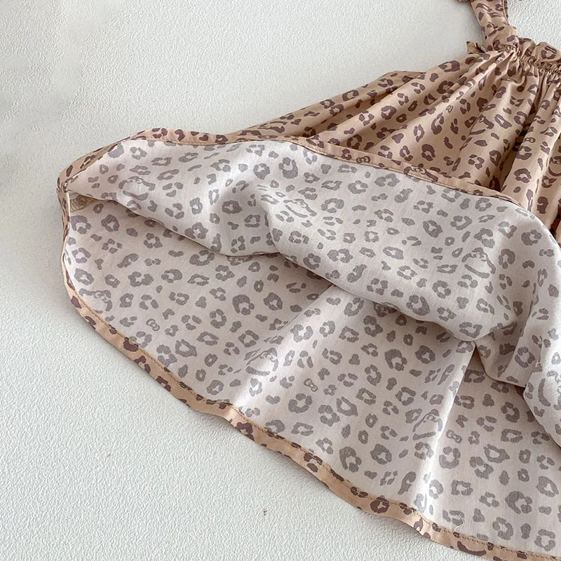 Vestido de verano para niña con tirantes finos estampado leopardo - imagen 4