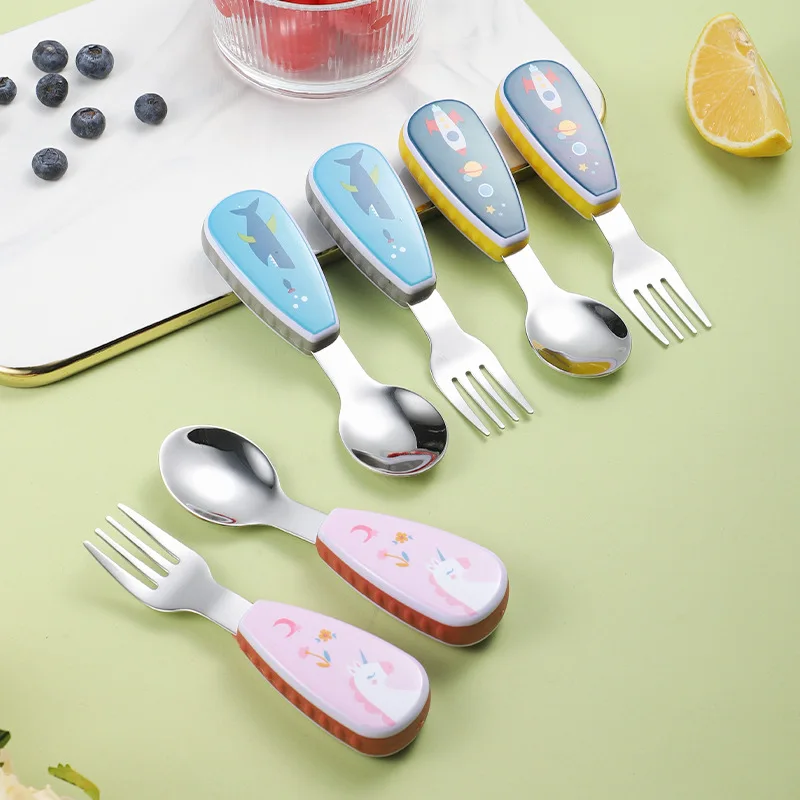 Cubiertos infantiles de acero con mango corto para aprender a comer - imagen 5