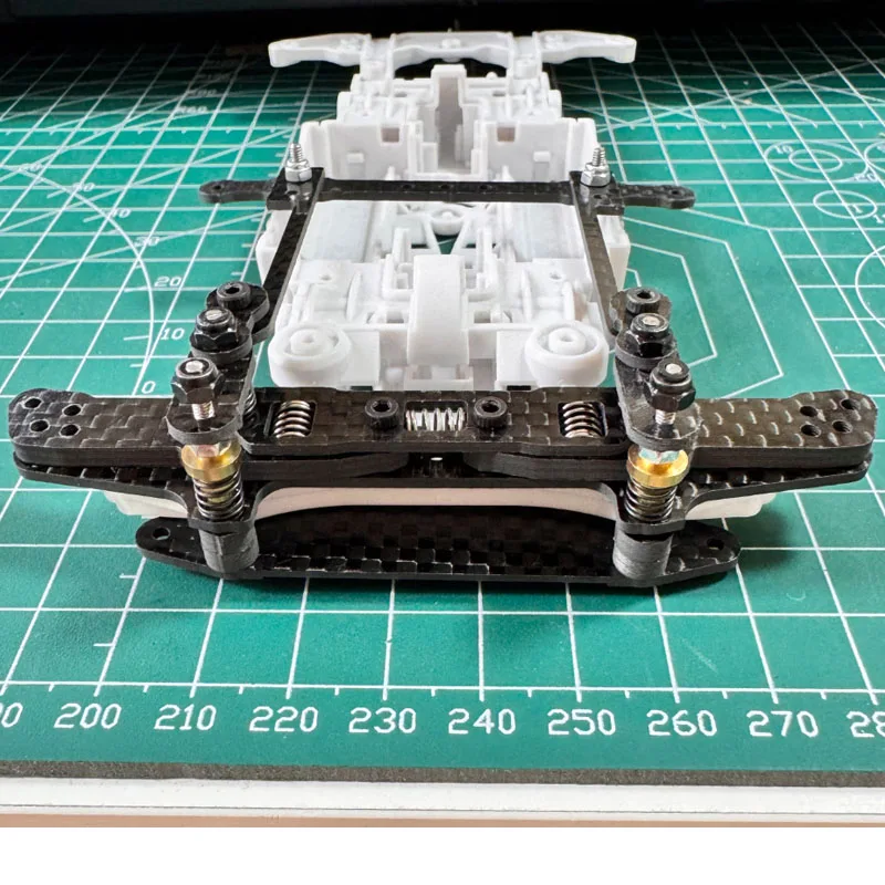 Amortiguador de fibra de carbono para coche de carreras 4WD - imagen 3