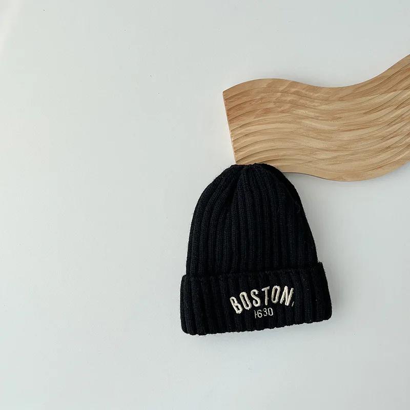 MILANCEL Gorro invernal infantil para niños con bordado de letras