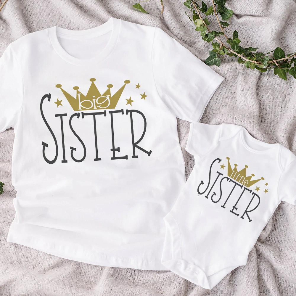 Conjunto verano – Camisetas corona para hermana mayor y bebé - imagen 2