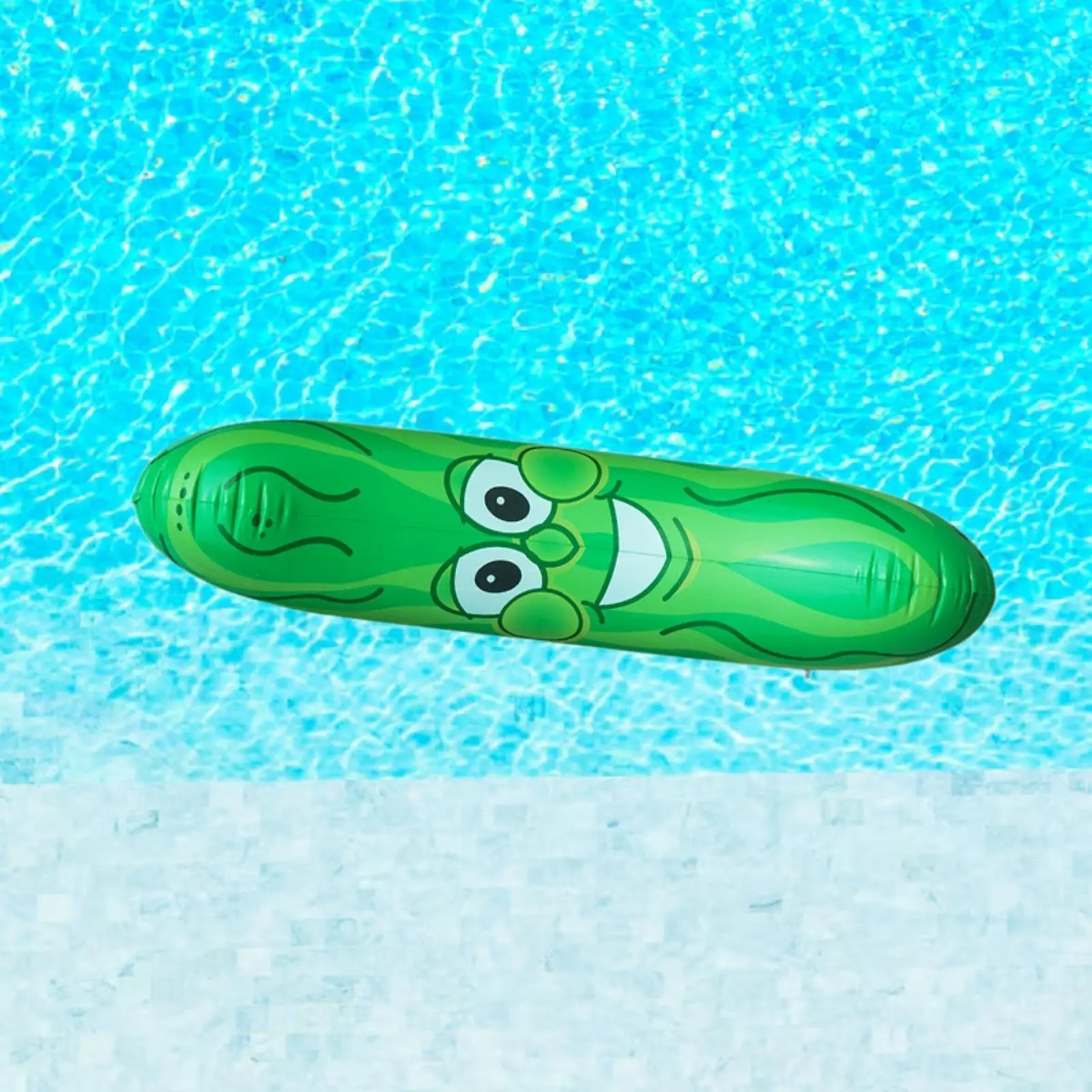 Pepino inflable de PVC para fiesta en la piscina - imagen 3