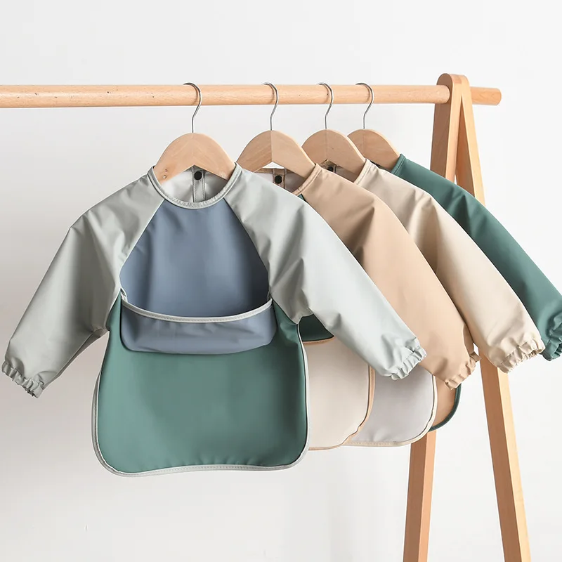 Babero impermeable de manga larga en PU, limpieza fácil