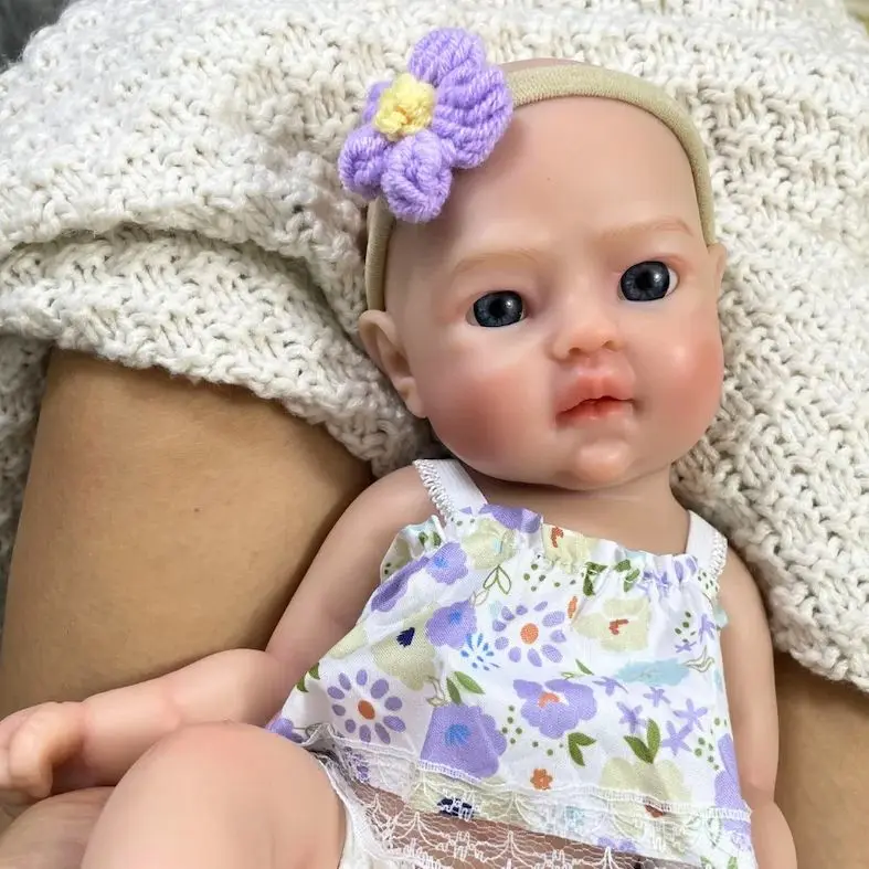 Muñeca reborn de silicona Tina, cuerpo lavable, suave para niña - imagen 4