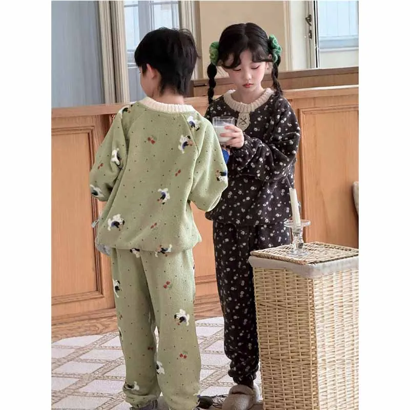 Conjunto de pijama de franela cálido para niños, estilo lana - imagen 3
