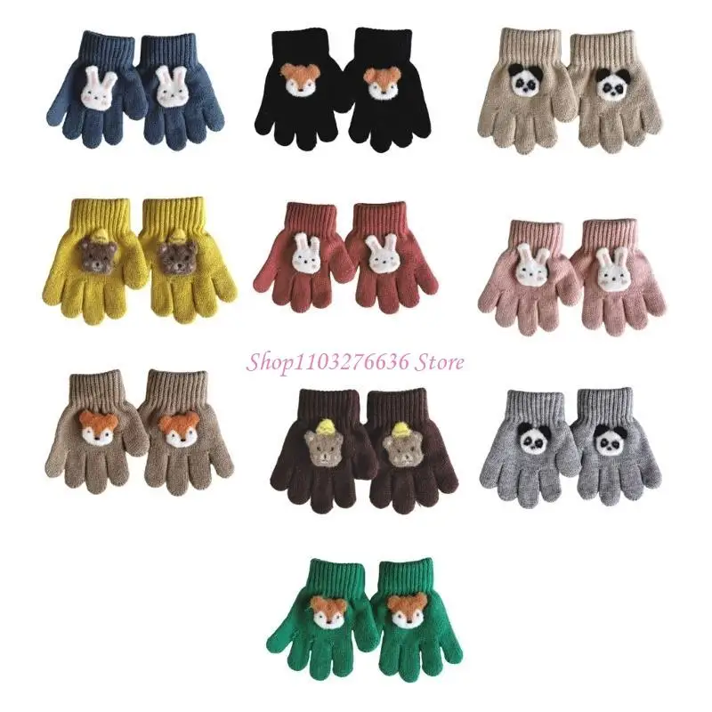 Guantes tejidos con diseño de osito panda