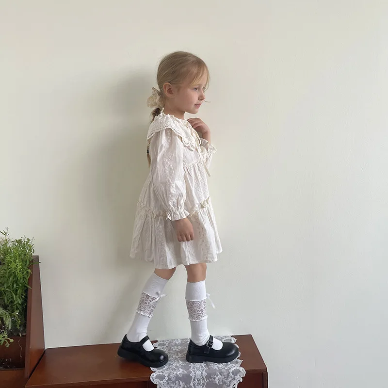 Calcetines escolares de algodón suave con bordado floral para niños - imagen 4