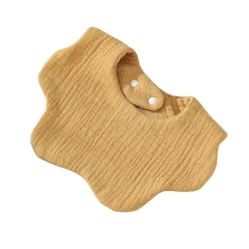 Babero bandana bebé de algodón con cuello pétalo y textura - imagen 4