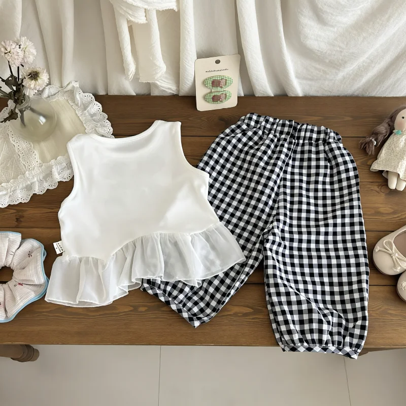 Conjunto de verano infantil con chaleco sin mangas y pantalón corto