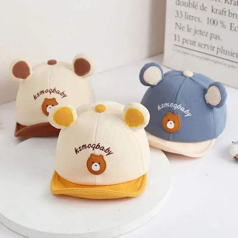 Gorro infantil en versión informal de animal lindo