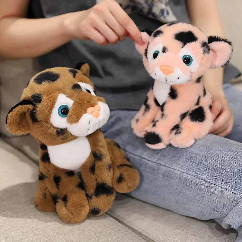Peluche leopardo cojín sentado de felpa con puntos negros y blancos - imagen 4