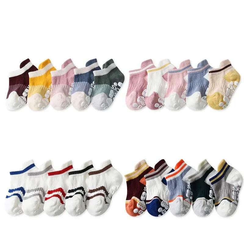 Calcetines antideslizantes a rayas para bebés y niños hasta cinco años - imagen 5