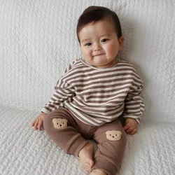 Pantalón bombacho bebé gofrado con estampado de oso