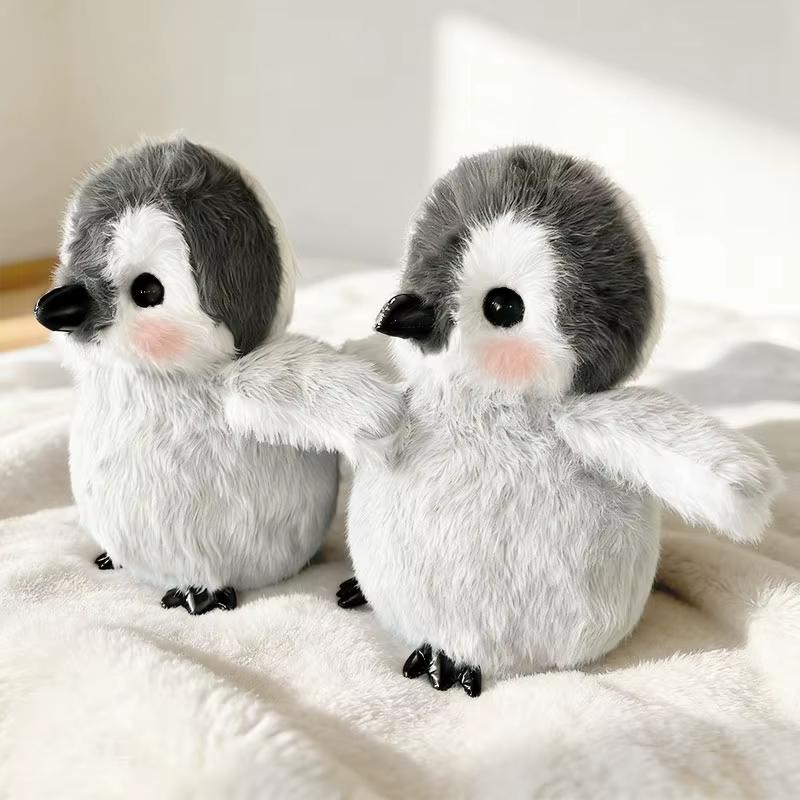 Pingüino de peluche suave para regalo romántico