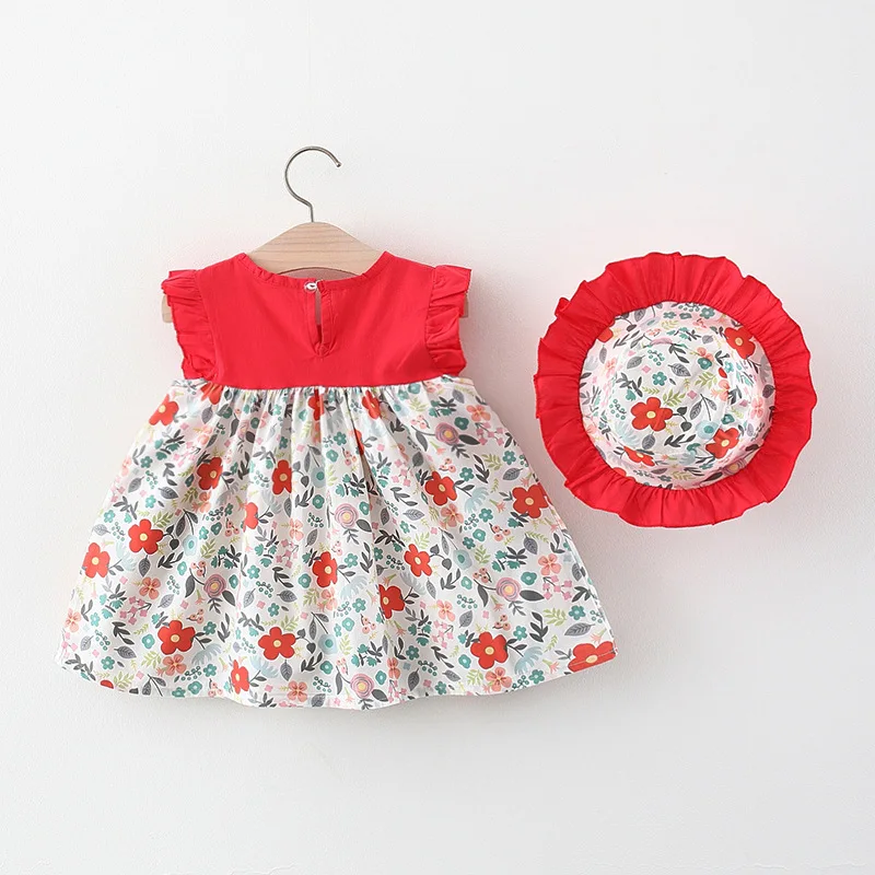 Vestido de verano de princesa sin mangas con flores y sombrero