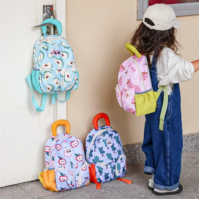 Mochila escolar infantil con estampado de frutas y dibujos animados - imagen 5