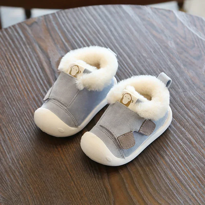 Botas de nieve felpa cálidas antideslizantes para bebé y niño - imagen 4