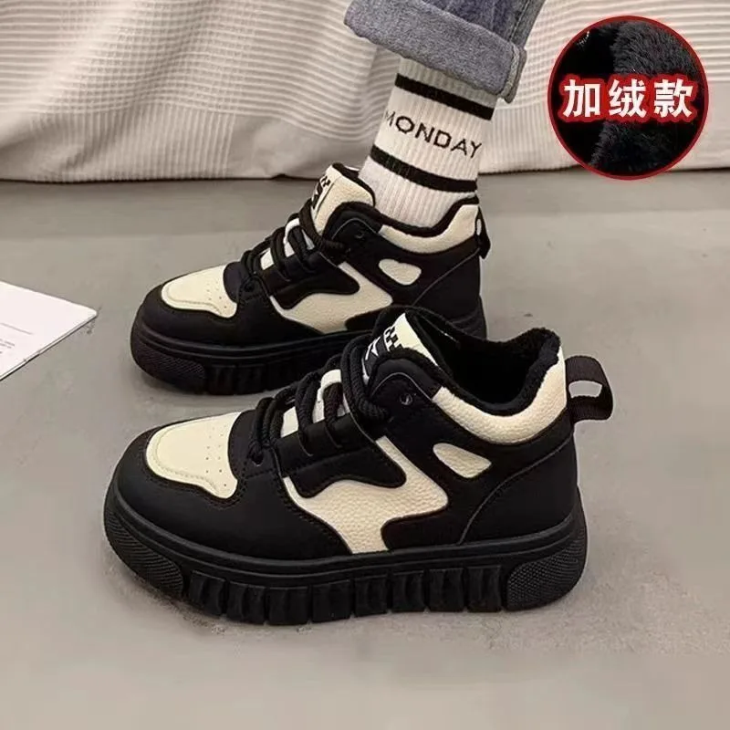 Zapatos de invierno antideslizantes para niños con suela blanda