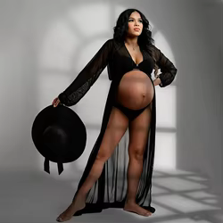Vestido premamá de tul transparente con mangas abullonadas