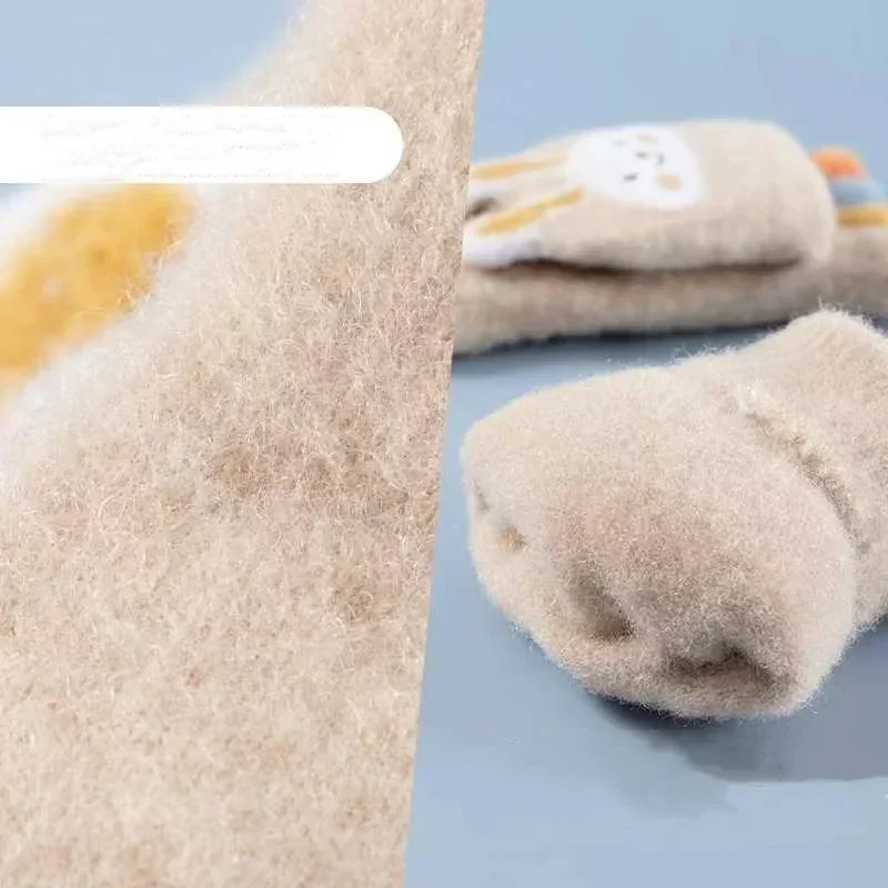 Guantes de invierno peludos para niños – Suaves y cómodos