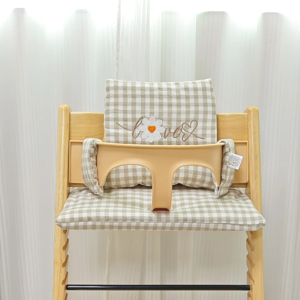 Cojín Stokke para silla alta – Soporte seguro y cómodo para bebé - imagen 5