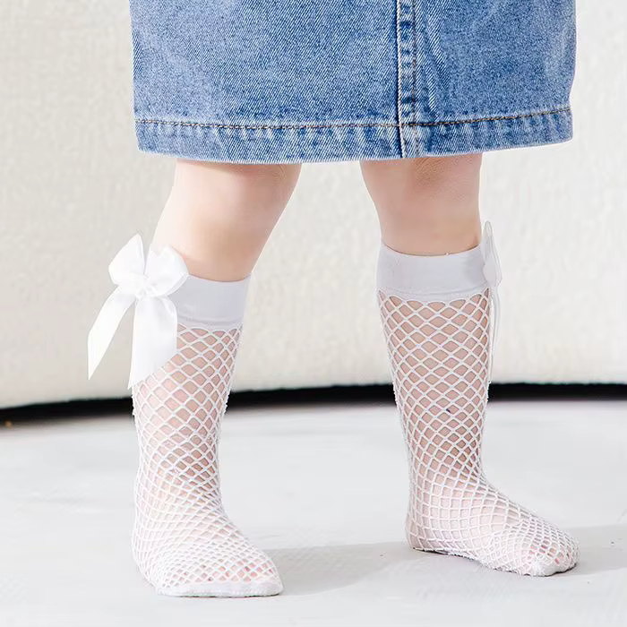 Calcetines altos de rejilla con lazo vintage blanco y negro unisex - imagen 4