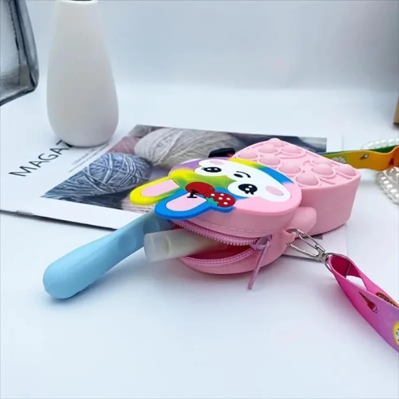 Bolso conejo de silicona para bebé - imagen 4
