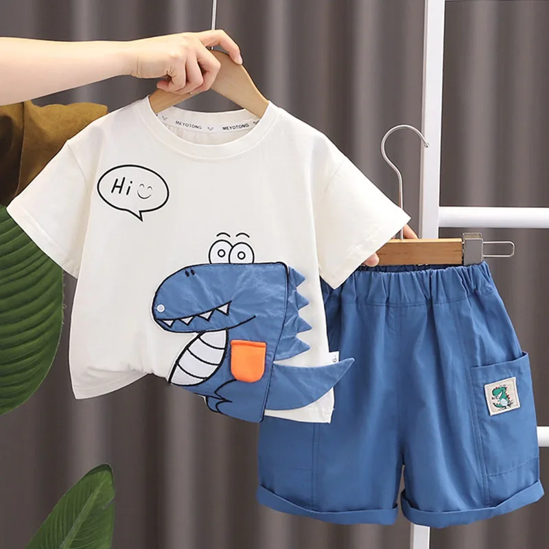 Conjunto verano niño: camiseta manga corta y pantalón corto con diseños animados