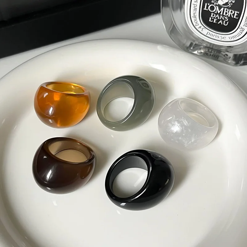 Anillo de resina transparente para niña – Estilo retro - imagen 2