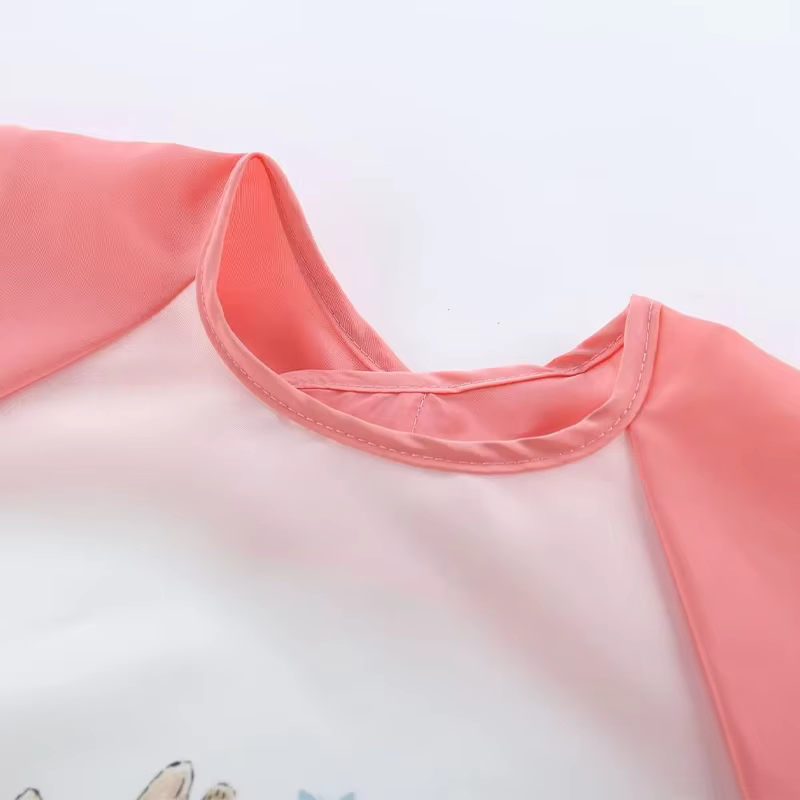 Baberos impermeables manga larga para bebé – Estampado infantil - imagen 3