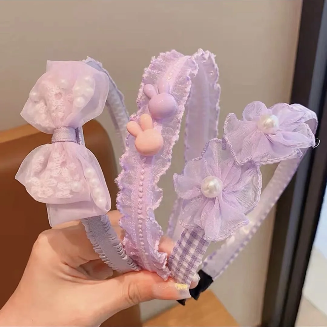 Ajuste de la diadema en cabello infantil