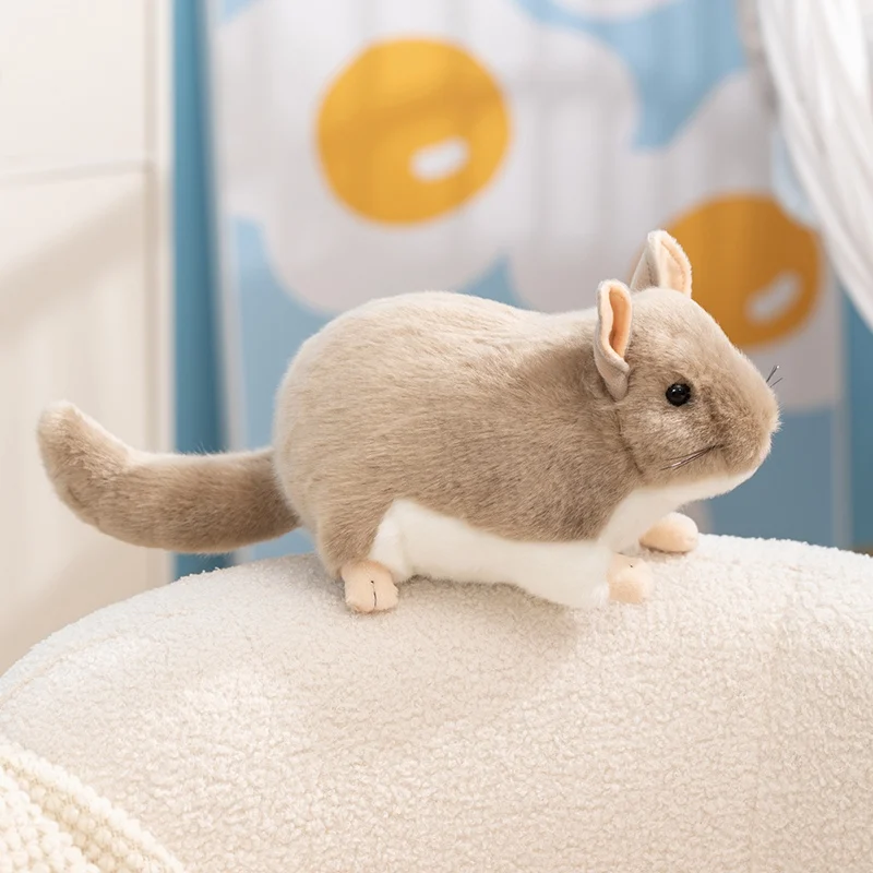 Detalle del peluche chinchilla