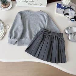 MILANCEL Conjunto niña capucha y falda plisada - outfit de otoño